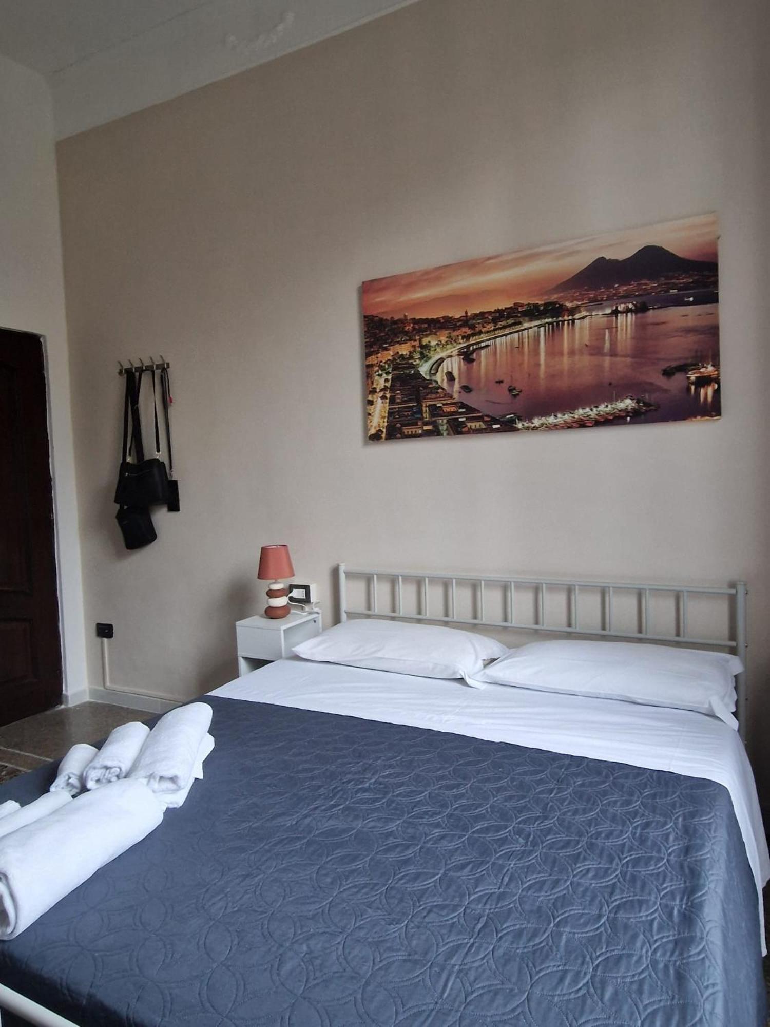 Bed and Breakfast Il Rifugio Di Garibaldi Neapel Exterior foto