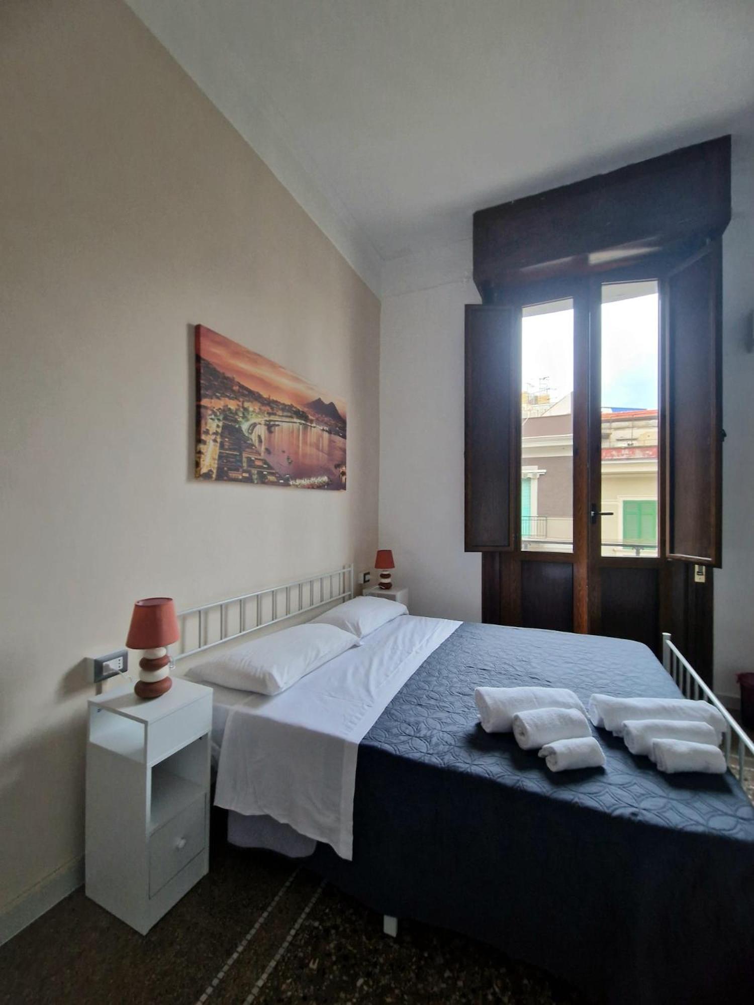 Bed and Breakfast Il Rifugio Di Garibaldi Neapel Exterior foto